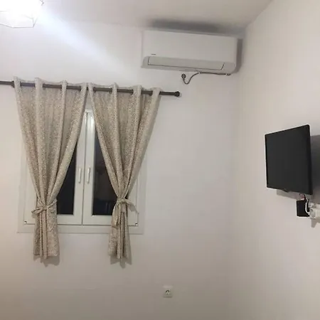 Leivadaros Apartments Nyaraló *