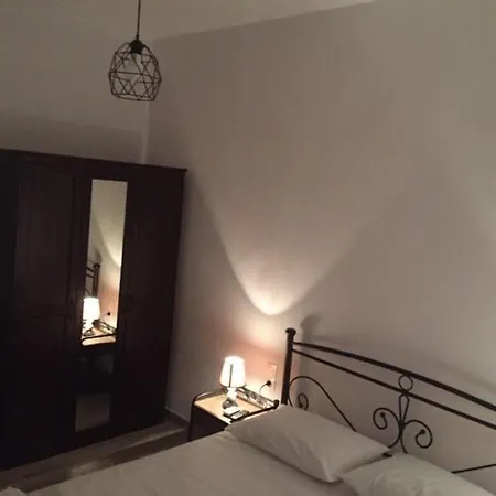 Leivadaros Apartments Nyaraló Perísza